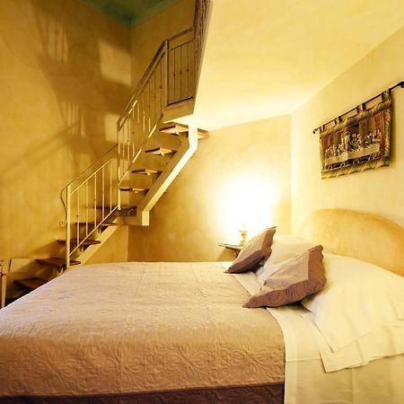 Italian Experience-Suite Medici Loft 8 Firenze Bagian luar foto